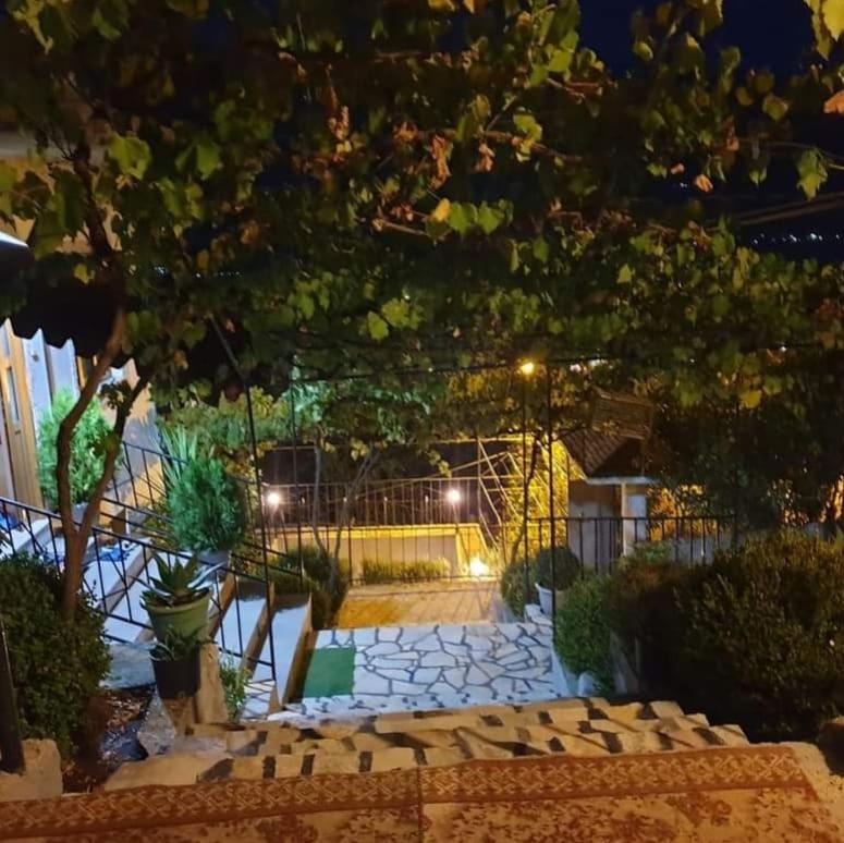 Recka Gjirokastra
