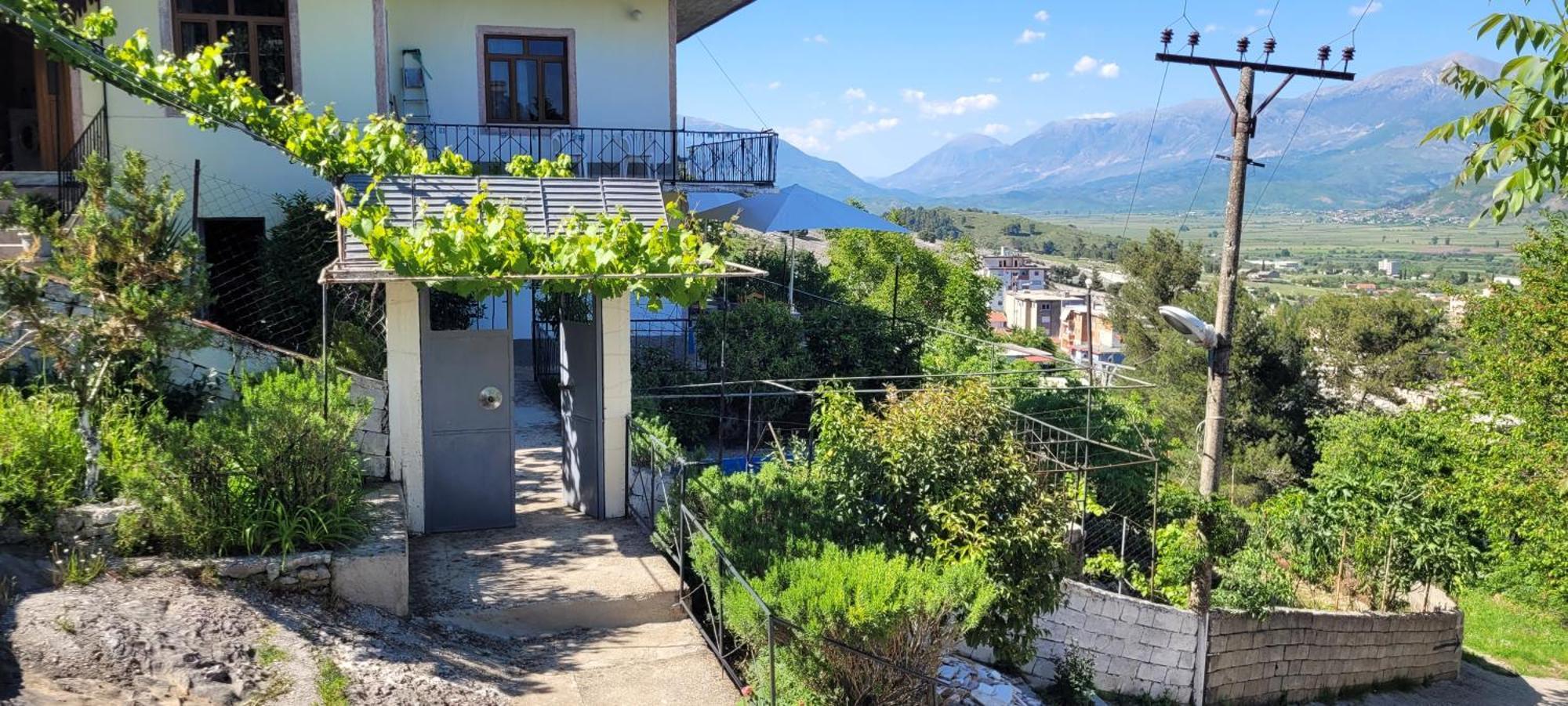 Apartament Recka Gjirokastra